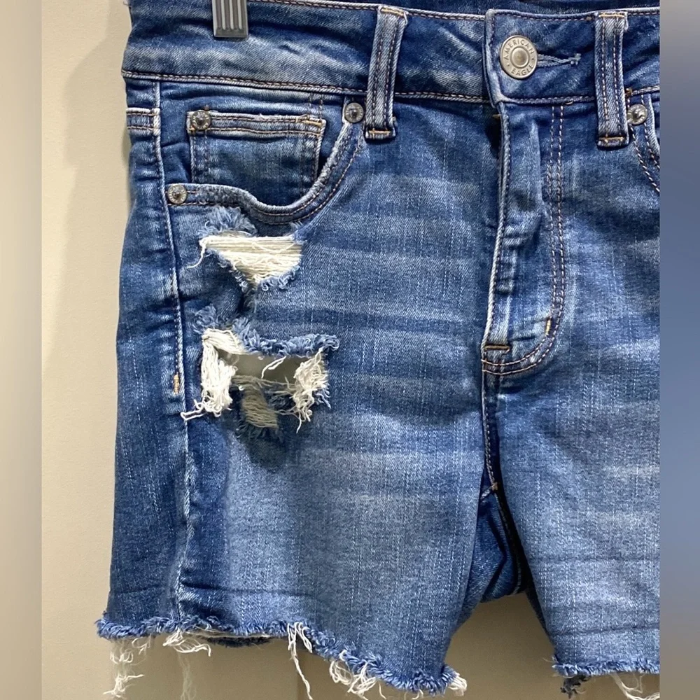 American Eagle Next Level Stretch HI-Rise Shortie SZ 4 Festival Boho Jean Shorts